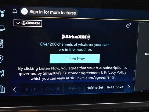 Used 2025 Chevrolet Silverado 1500 LT image 27