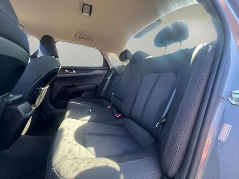 Used 2021 Kia K5 LXS image 24