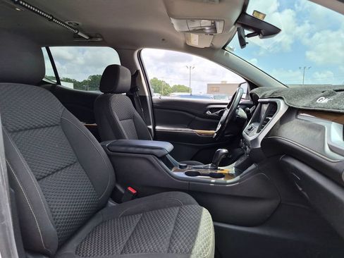 Used 2019 GMC Acadia SLE FWD image 29