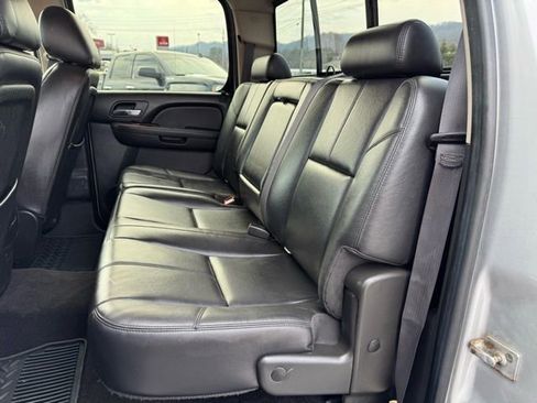 Used 2011 Chevrolet Silverado 3500 LTZ w/ LTZ Plus Package image 11