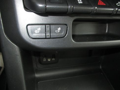 Used 2021 Chevrolet Colorado Z71 image 29