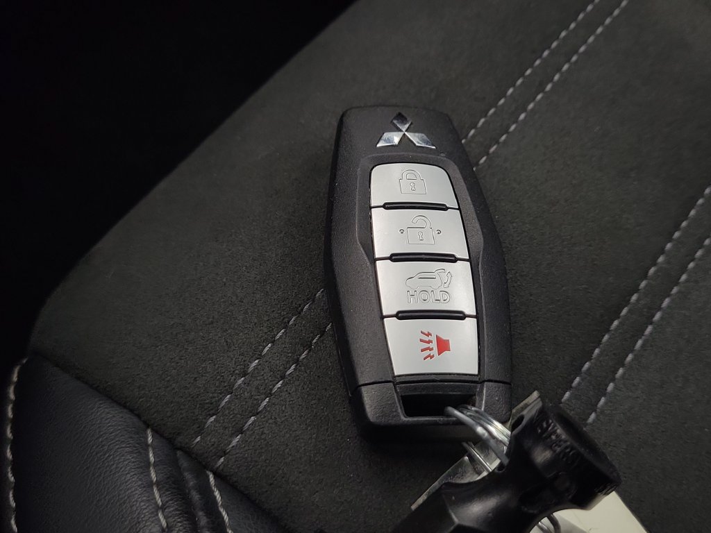 Used 2024 Mitsubishi Outlander SE FWD image 27