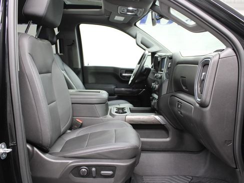 Used 2021 Chevrolet Silverado 1500 LTZ w/ Z71 Off-Road Package AWD/4WD image 28