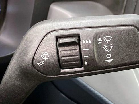 Used 2023 Ford Maverick XL FWD image 21