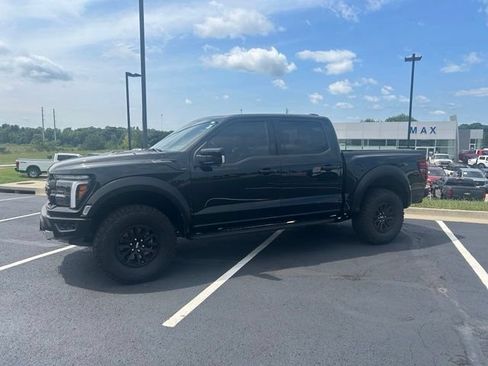 Used 2025 Ford F150 Raptor AWD/4WD image 3