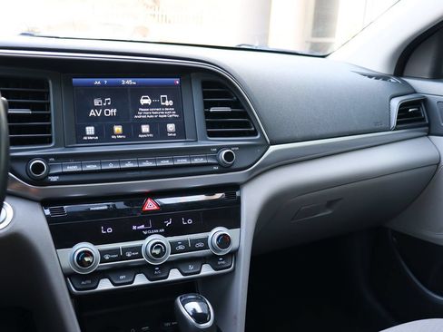 Used 2020 Hyundai Elantra Value Edition w/ Cargo Package (C1) FWD image 43