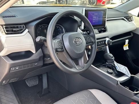 New 2025 Toyota RAV4 XLE image 19