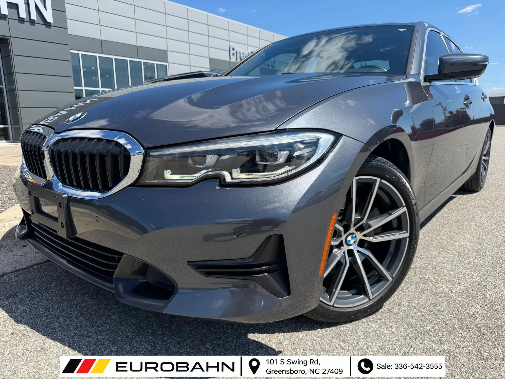 Used 2019 BMW 330i xDrive Sedan w/ Convenience Package AWD/4WD image 1