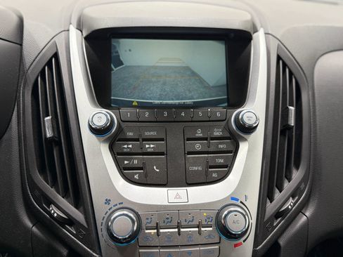 Used 2017 Chevrolet Equinox LS image 20