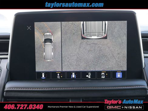 Used 2024 GMC Yukon AT4 w/ Technology Package AWD/4WD image 18