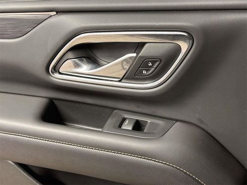 Used 2023 GMC Yukon SLT image 22