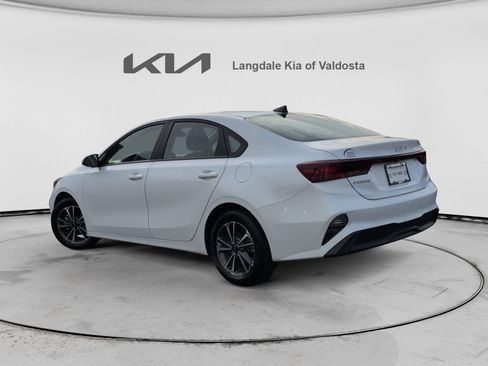 Used 2024 Kia Forte LXS FWD image 9