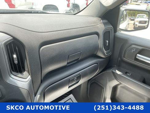 Used 2021 Chevrolet Silverado 1500 Custom AWD/4WD image 24