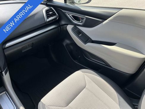 Used 2020 Subaru Forester Premium image 13