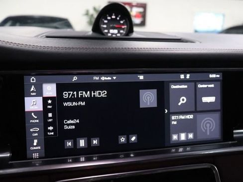 Used 2019 Porsche Panamera GTS AWD/4WD image 34