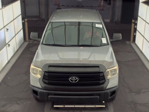 Used 2014 Toyota Tundra SR RWD image 2