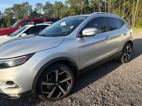 Used 2022 Nissan Rogue Sport SL w/ Premium Package AWD/4WD image 9