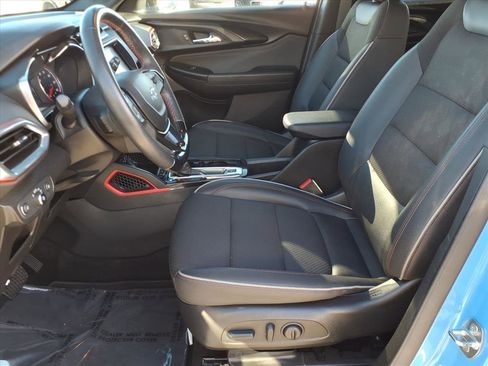 Certified 2023 Chevrolet TrailBlazer RS w/ Sun and Liftgate Package image 19