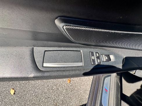 Used 2015 BMW 750i 750i 4dr Sedan image 30