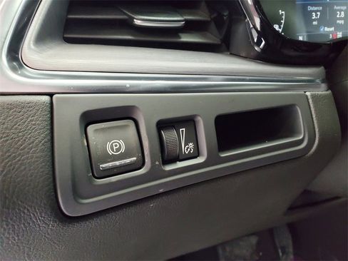 New 2026 Cadillac XT5 Luxury w/ LPO, Floor Liner Package image 12