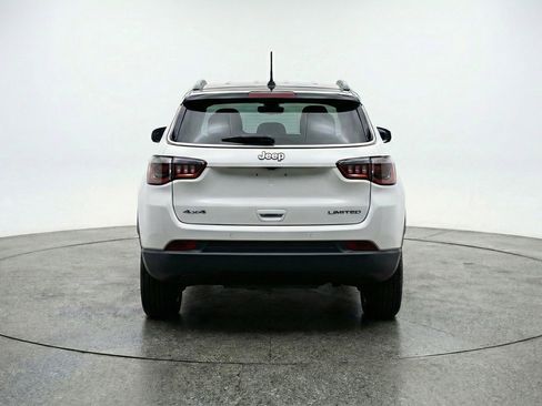 Used 2025 Jeep Compass Limited AWD/4WD image 7