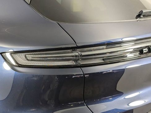 New 2026 Porsche Cayenne E-Hybrid image 16