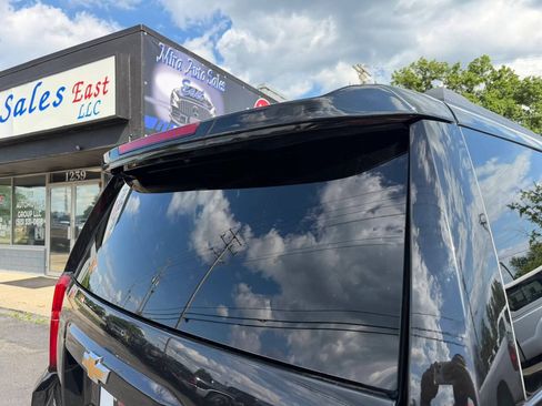 Used 2019 Chevrolet Tahoe LT w/ Luxury Package AWD/4WD image 84