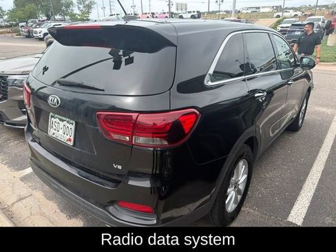 Used 2019 Kia Sorento AWD V6 image 6