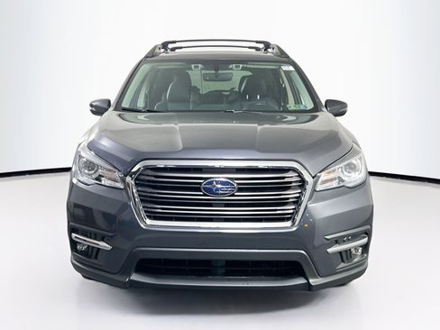 Used 2022 Subaru Ascent Limited w/ Technology Package image 2