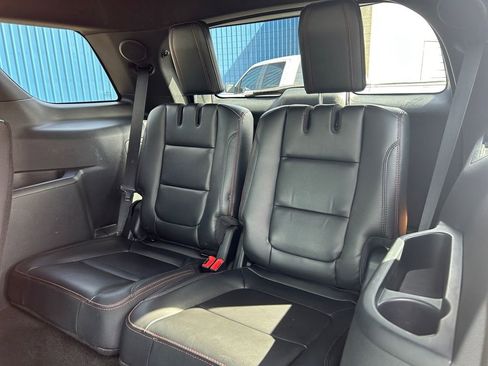 Used 2018 Ford Explorer Sport w/ Equipment Group 401A AWD/4WD image 33