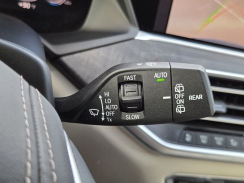 Used 2020 BMW X5 xDrive40i w/ Premium Package AWD/4WD image 17