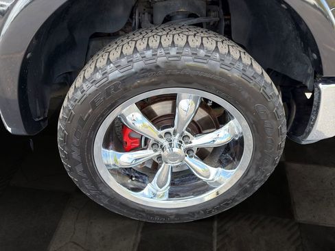 Used 2011 Ford F150 Lariat AWD/4WD image 11