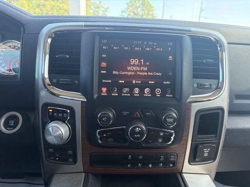 Used 2016 RAM 1500 Laramie w/ Convenience Group AWD/4WD image 19