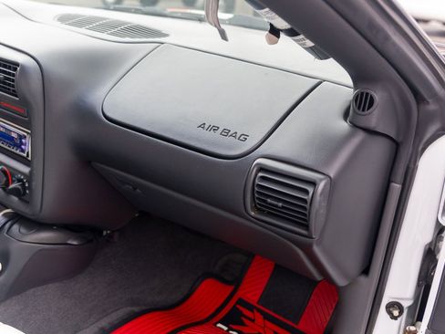 Used 1997 Chevrolet Camaro Z28 w/ Preferred Equipment Group 2 image 28