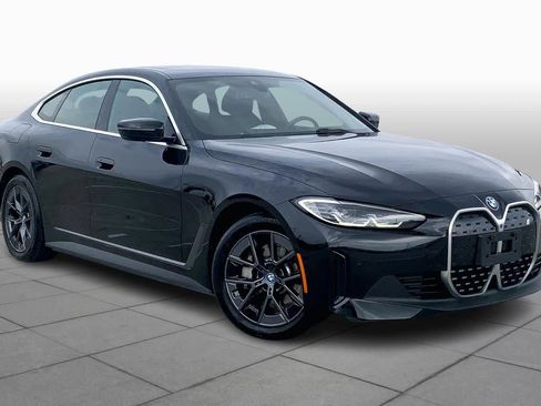 Used 2024 BMW i4 eDrive40 image 2