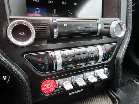 Used 2016 Ford Mustang GT Premium RWD image 18