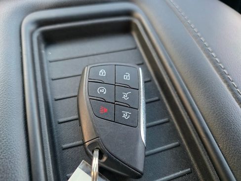 Used 2023 Chevrolet Tahoe Z71 w/ Z71 Off-Road Package image 31