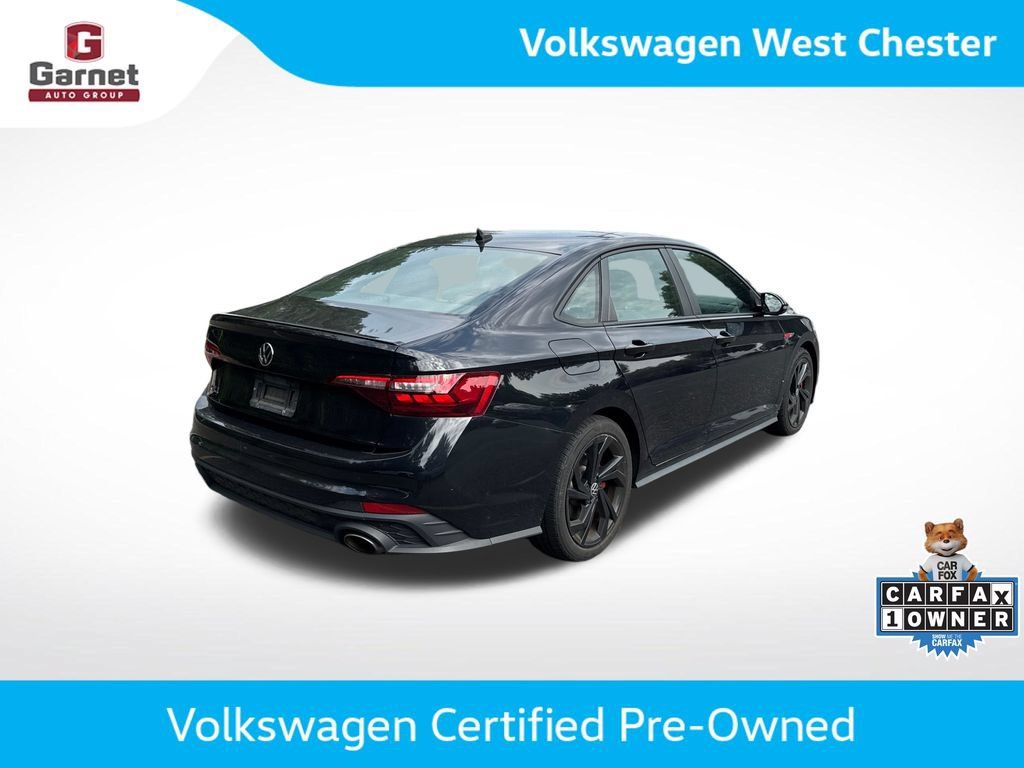 Used 2023 Volkswagen Jetta GLI Autobahn FWD image 5