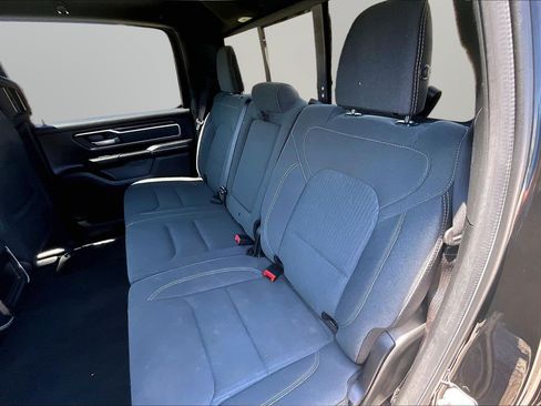 Used 2022 RAM 1500 Big Horn AWD/4WD image 18