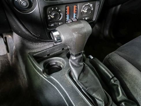 Used 2008 Chevrolet TrailBlazer LT image 12