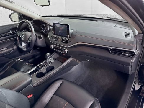 Used 2019 Nissan Altima 2.5 SR w/ SR Premium Package FWD image 28