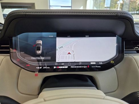 New 2025 Land Rover Range Rover SE image 42