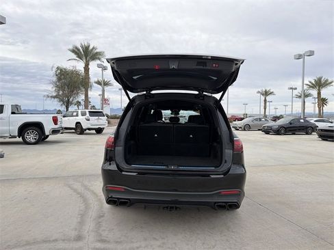 Used 2024 Mercedes-Benz GLS 63 AMG 4MATIC image 31