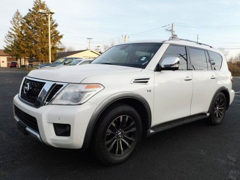 Used 2017 Nissan Armada Platinum image 3