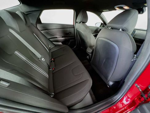 Certified 2025 Hyundai Elantra Sport w/ Cargo Package FWD image 26