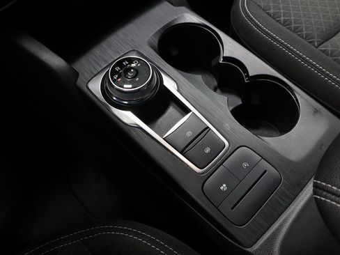 Certified 2025 Ford Escape Active image 33