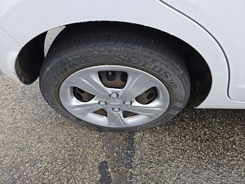 Certified 2022 Chevrolet Spark LS image 8