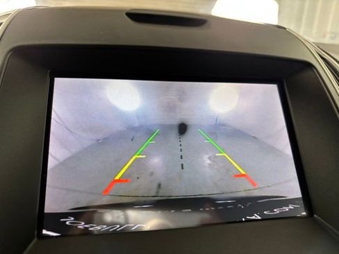 Used 2019 Ford Edge SEL w/ Equipment Group 201A image 17