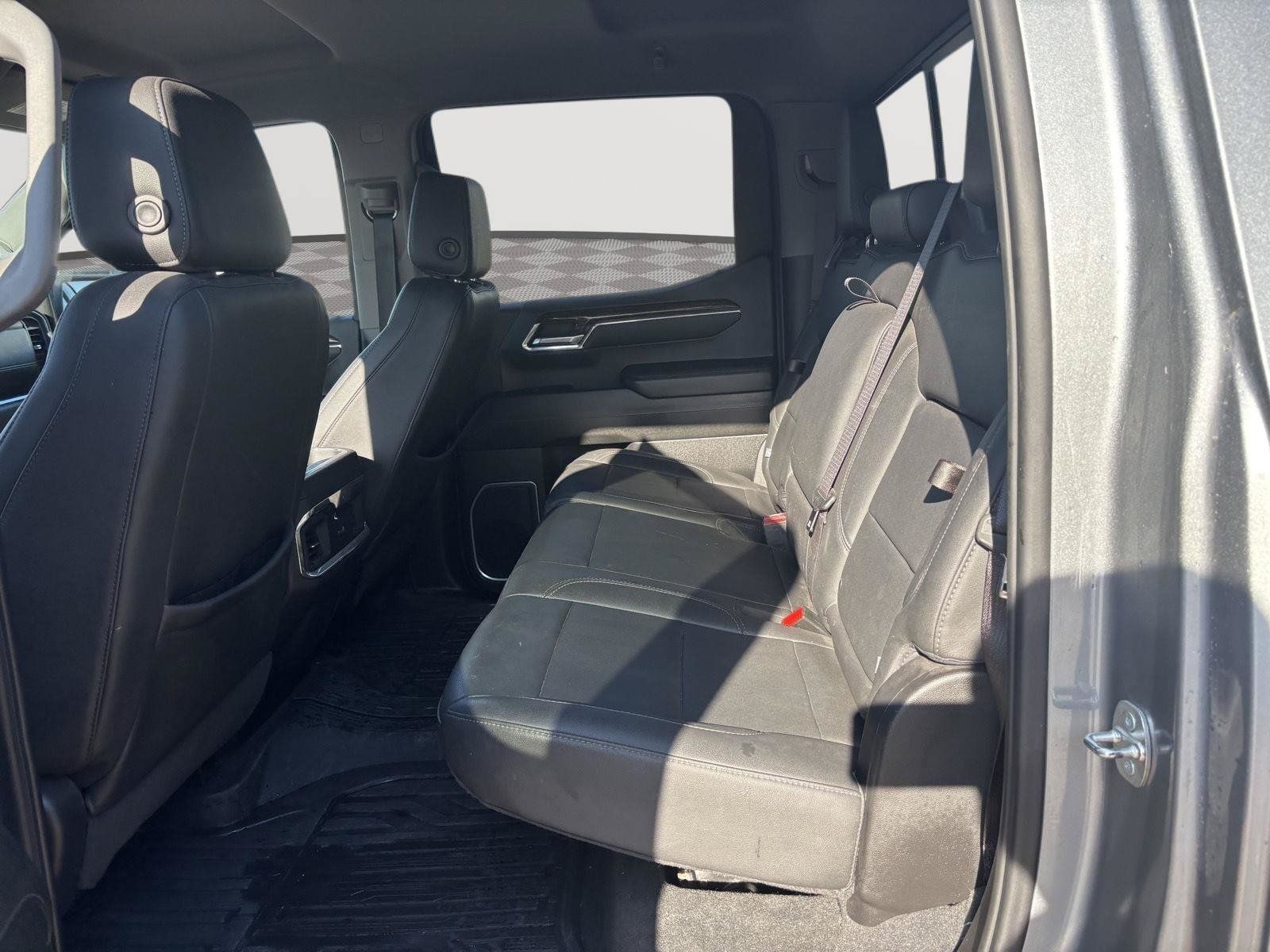 Used 2024 GMC Sierra 1500 Elevation w/ Elevation Premium Package AWD/4WD image 22