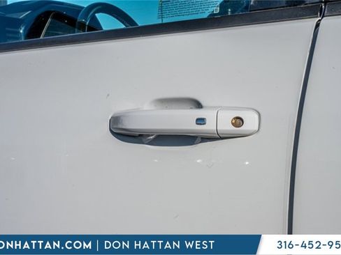 Used 2024 Chevrolet Silverado 2500 LT image 30